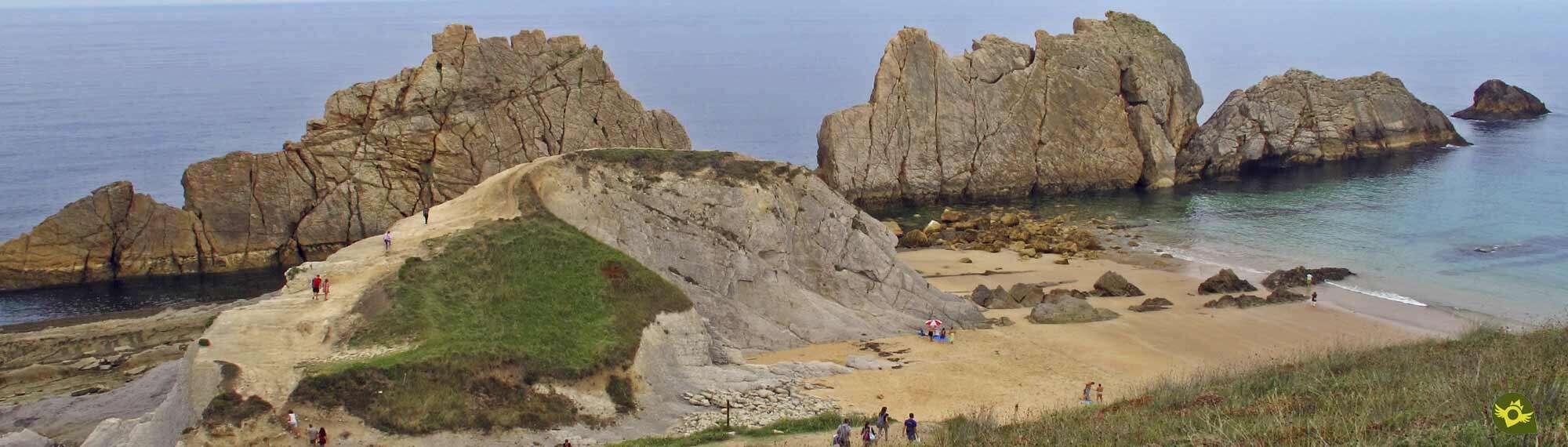 Route along the Quebrada Coast and its most beautiful beaches