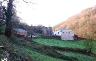 See accommodation in A Ferrería