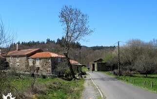 See accommodation in Portos