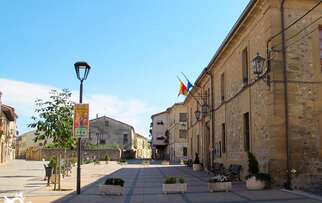 See things to do in Bañares