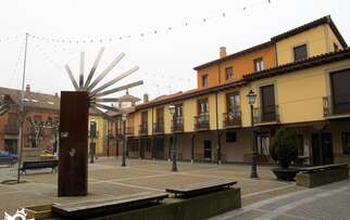 See things to do in Mansilla de las Mulas