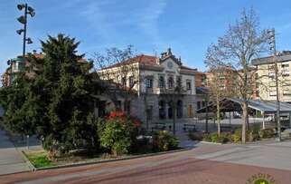 See accommodation in Amurrio