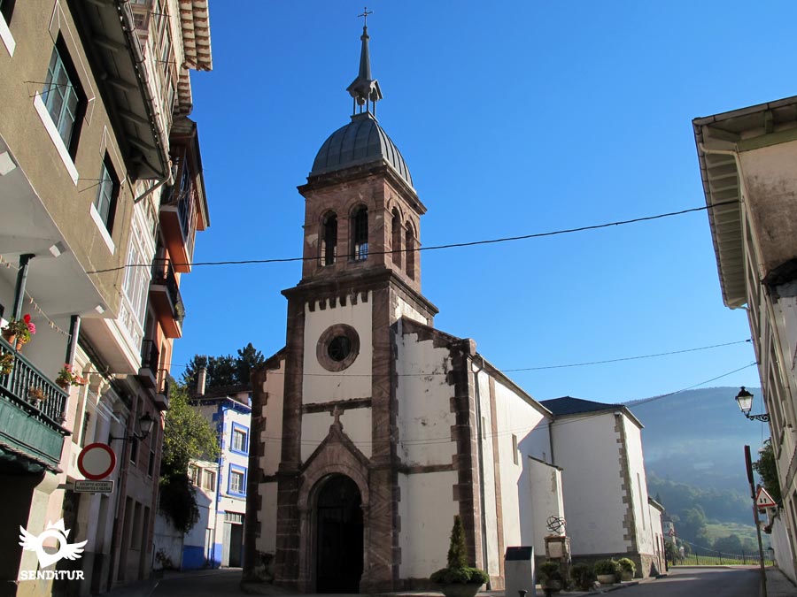 Iglesia de San Andrés en Pola de Allande