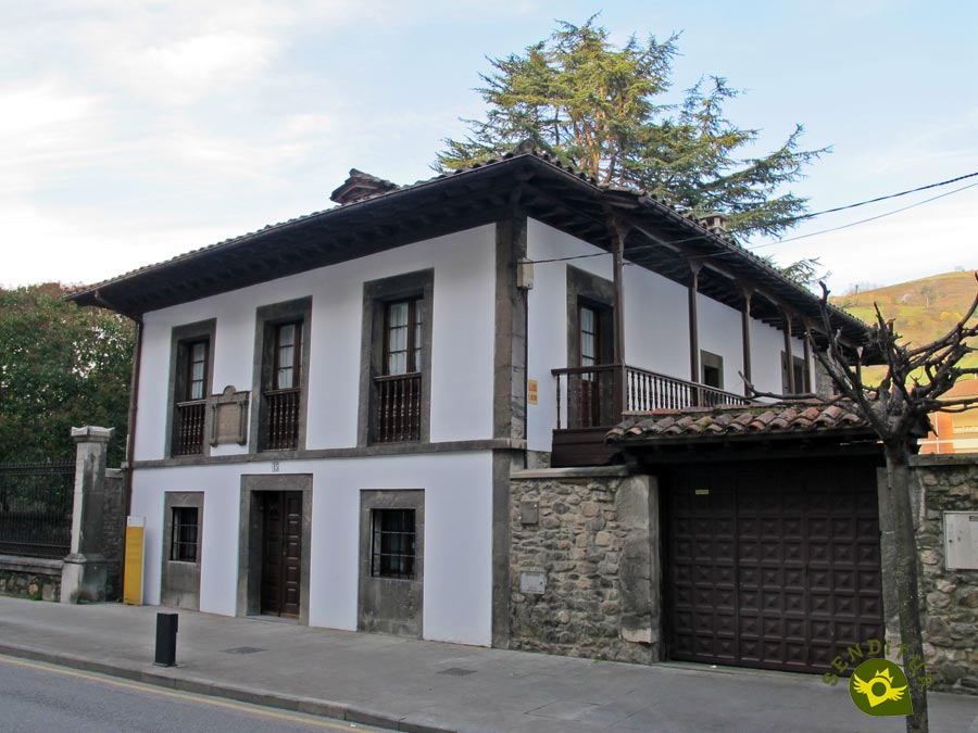 Native house of Vital Aza in Pola de Lena