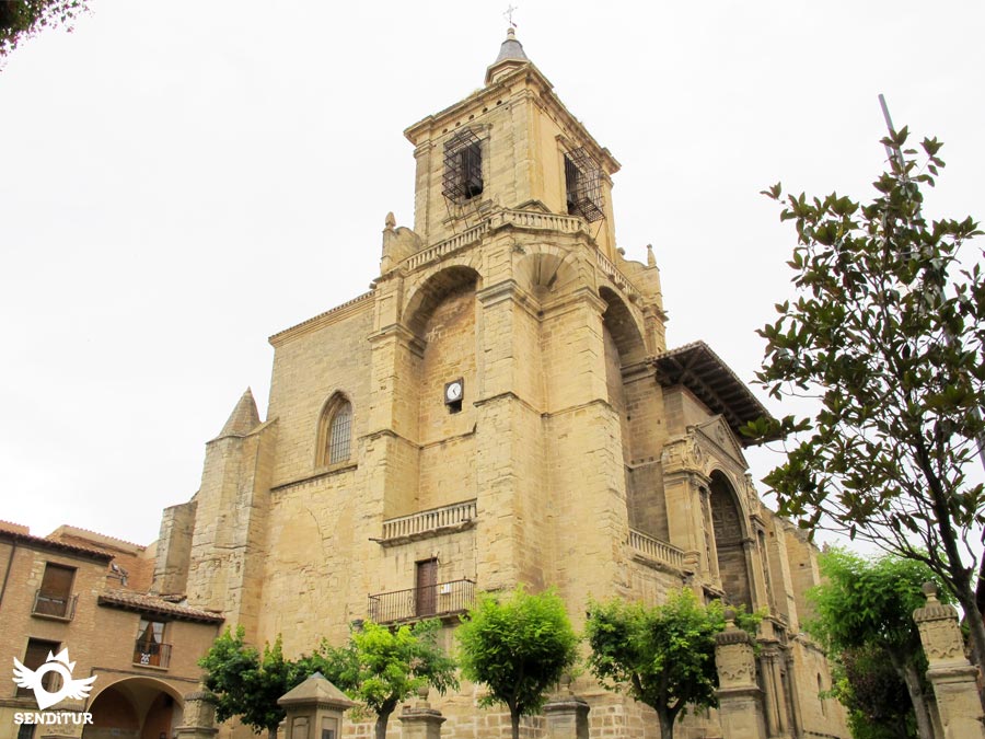 Iglesia Parroquial de Santa María en Viana