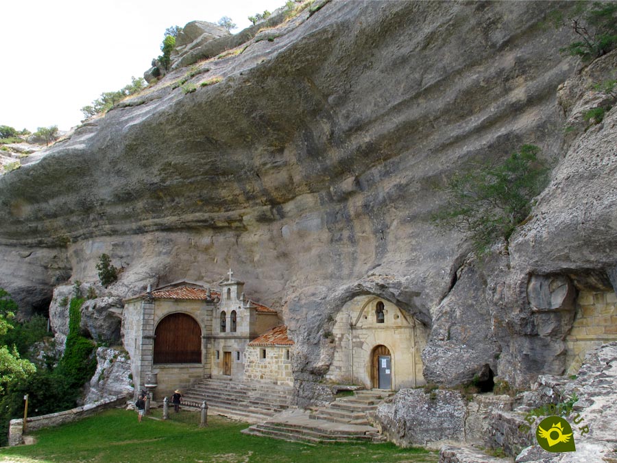 Ermita de San Bernabé en el Monumento Natural de Ojo Guareña