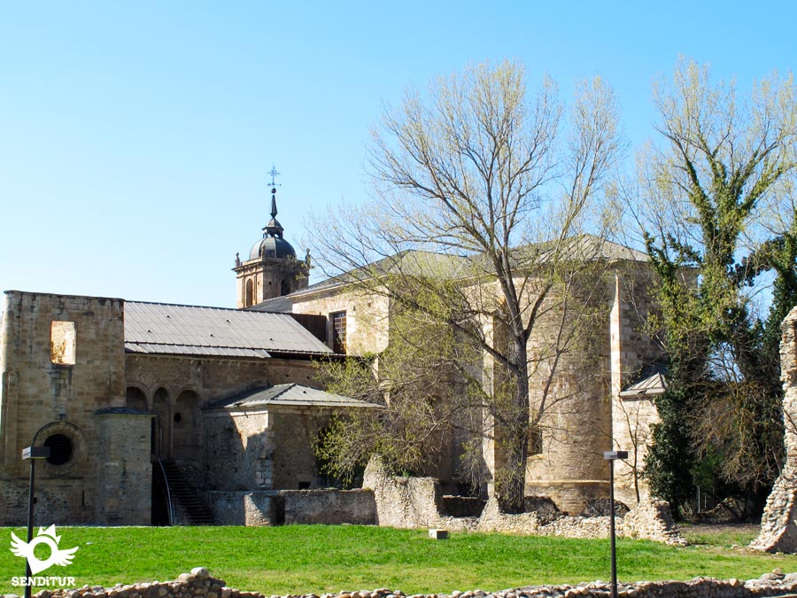 Monasterio de Santa María de Carracedo, mirador de la Reina
