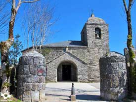 Go to the Sanctuary of Santa María la Real Do Cebreiro