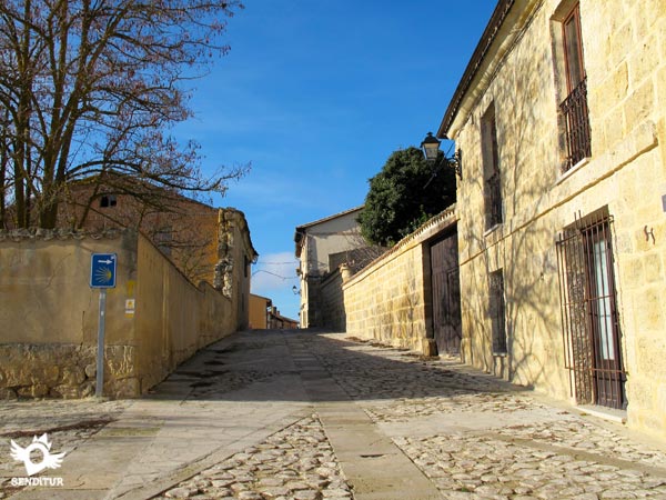 Tenemos por delante un largo recorrido por Castrojeriz