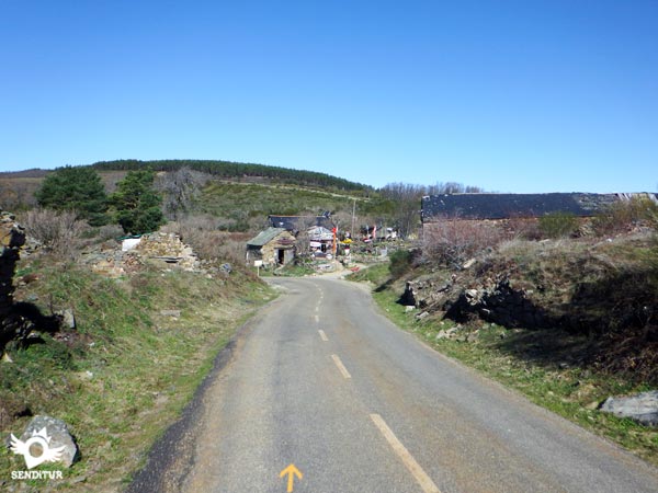 The Way of Saint James arrives at Manjarín