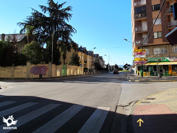 Seguimos recto en todos los cruces