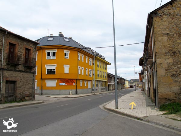 La calle Real nos encamina hacia la ermita