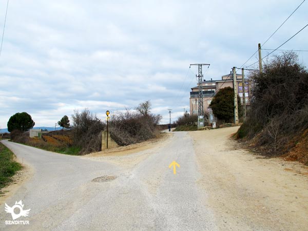 Seguimos por la pista del medio