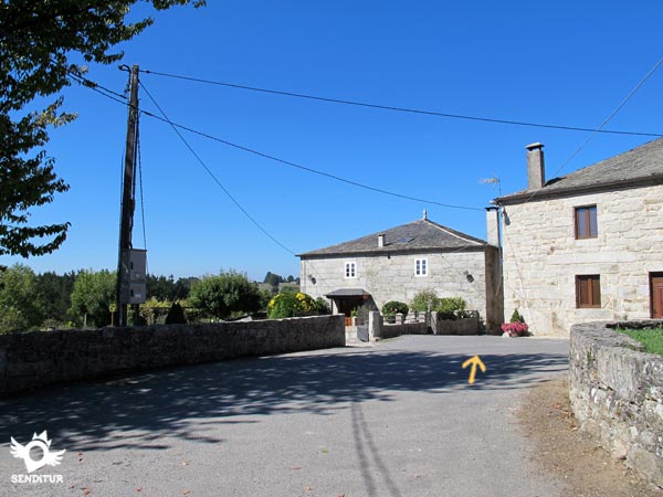 Atravesamos la localidad