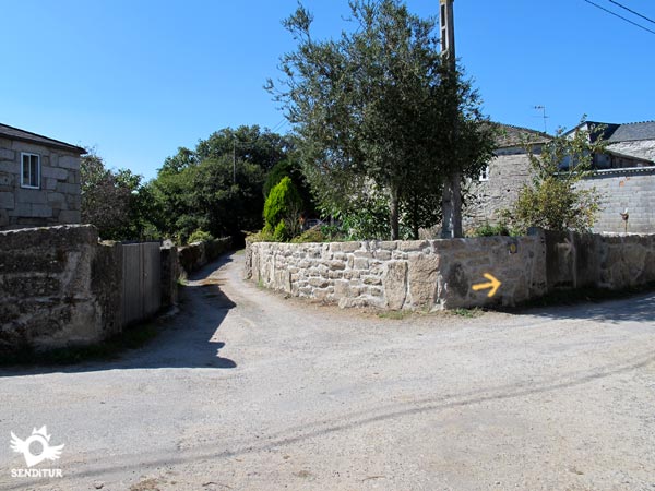 Cruzamos As Casas da Viña