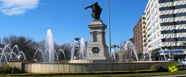 León historia y leyenda Estatua de Guzmán el Bueno