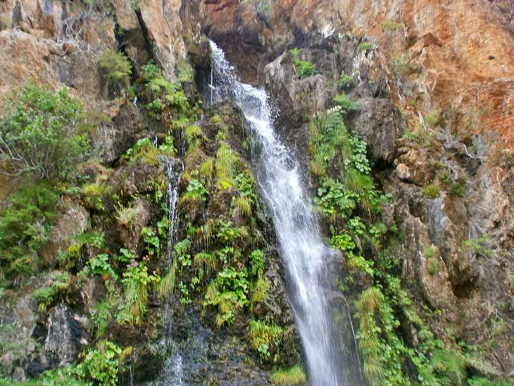 Path of the Waterfall of Mazobre