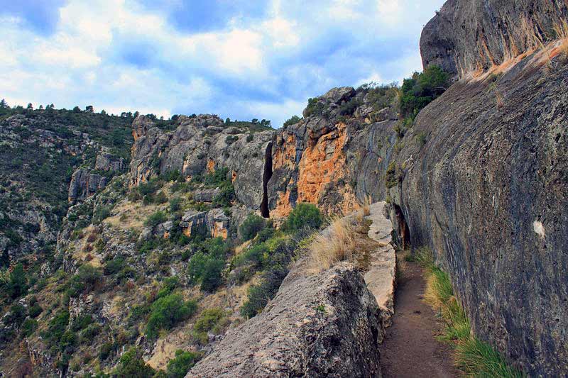 Ruta del Acueducto de Peña Cortada