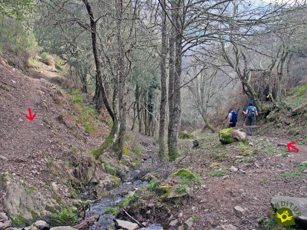 Cruzamos el arroyo del Cristo