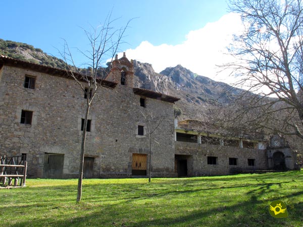 Ermita de la Magdalena, Ruta de Peñas
