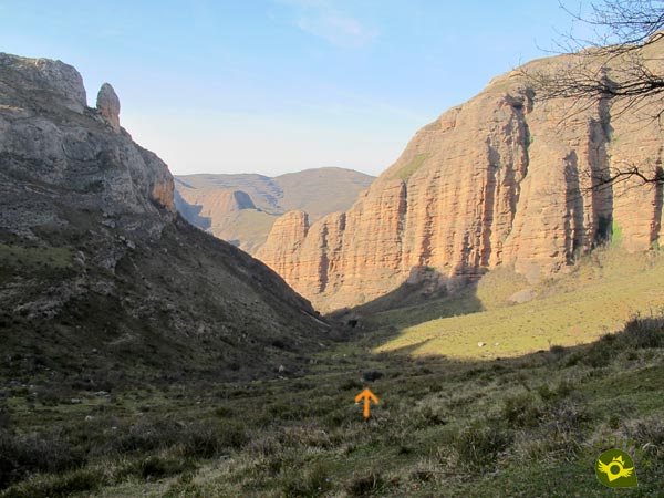 We continue to descend towards the mouth of the ravine