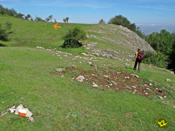 Tendremos que remontar el hombro de la montaña