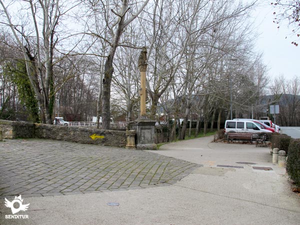 We arrive at the Bridge of La Magdalena